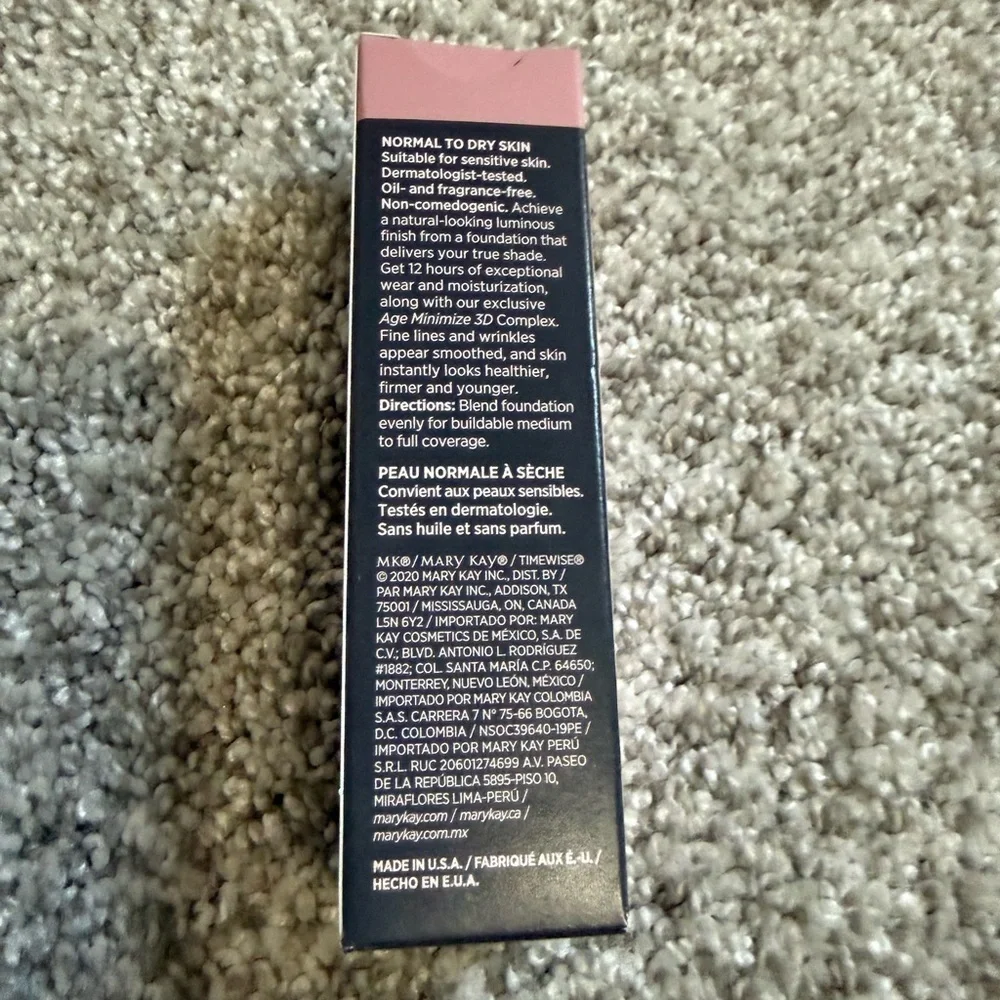 Mary Kay TimeWise Luminous 3D Foundation Ivory N160 New in Box